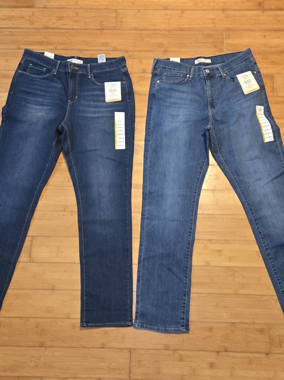 Lot Of 2 Signature Levi Strauss Jeans Womens Blue Mid Rise Straight 31x30